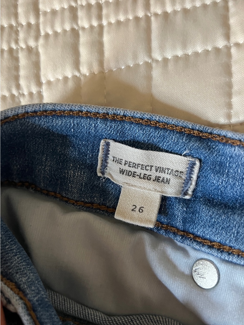 Madewell perfect Vintage wide-leg Medium Blue Button-Fly Jeans - Picture 3 of 5
